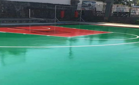 阳泉篮球场翻新地面